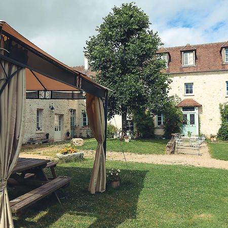 La Petite Ferme Bed and Breakfast Chérence Exteriör bild