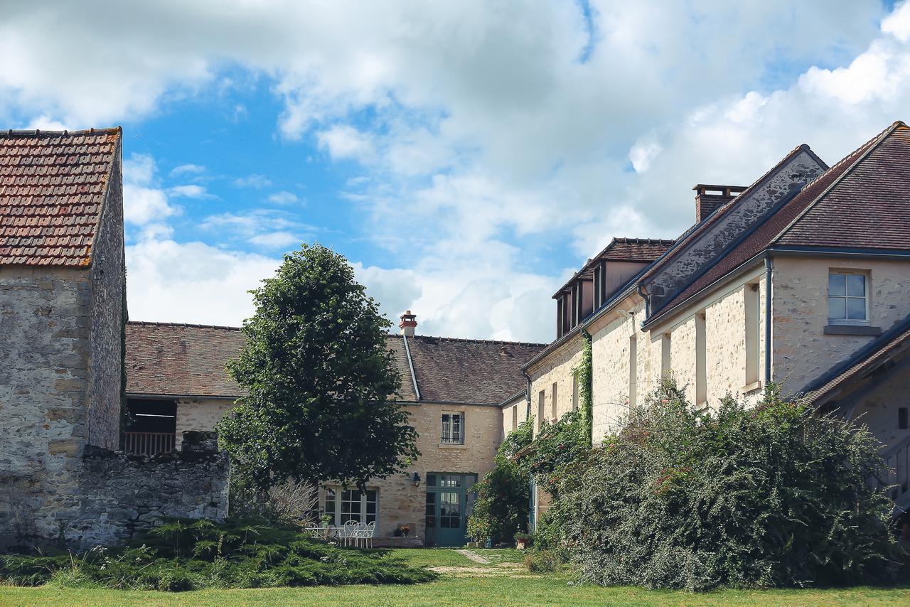 La Petite Ferme Bed and Breakfast Chérence Exteriör bild