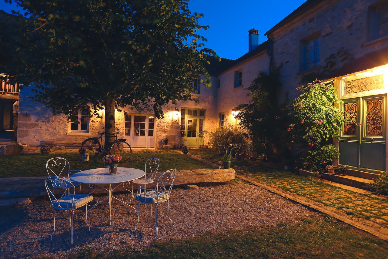 La Petite Ferme Bed and Breakfast Chérence Exteriör bild